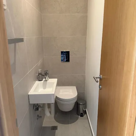 Hhy Apartmets-wow *